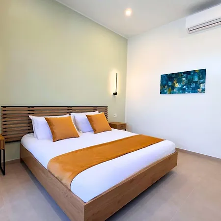 Garden House Apartment